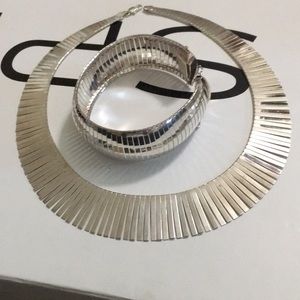 Sterling silver necklace and bracelet.Stunning Set